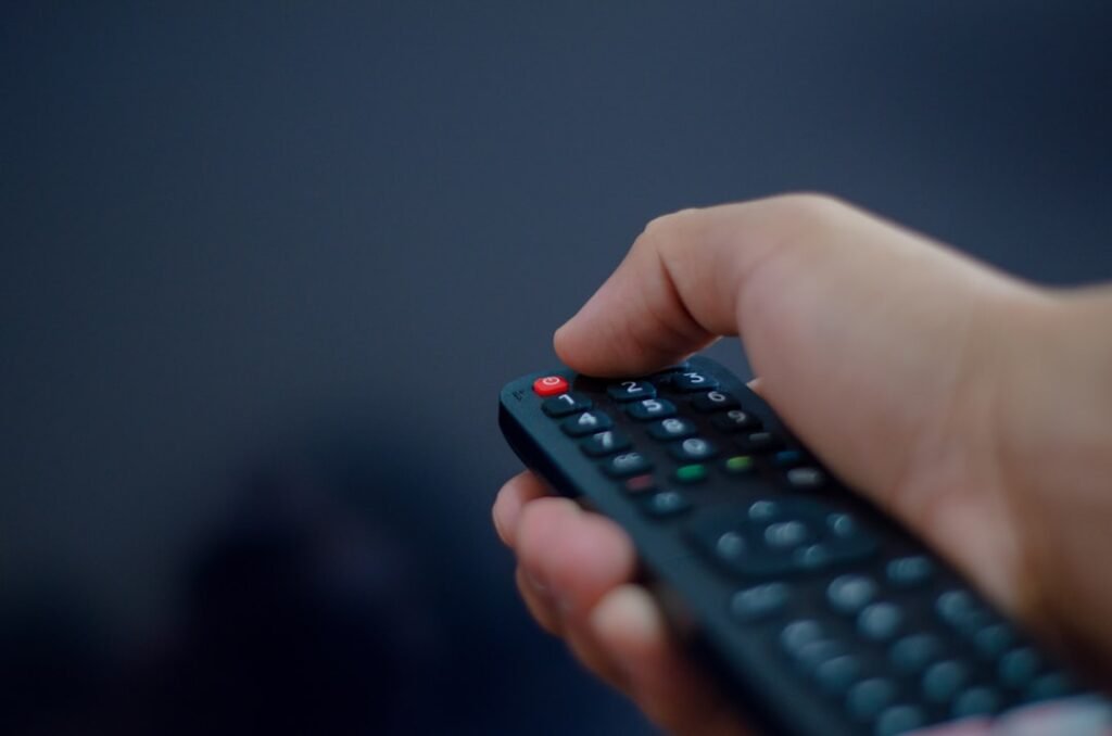 BBC iPlayer vs ITVX: Which UK Streaming Service Wins for Live Sports and Entertainment?